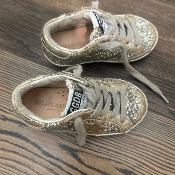 Golden Goose Sneakers - Picture 2 of 3